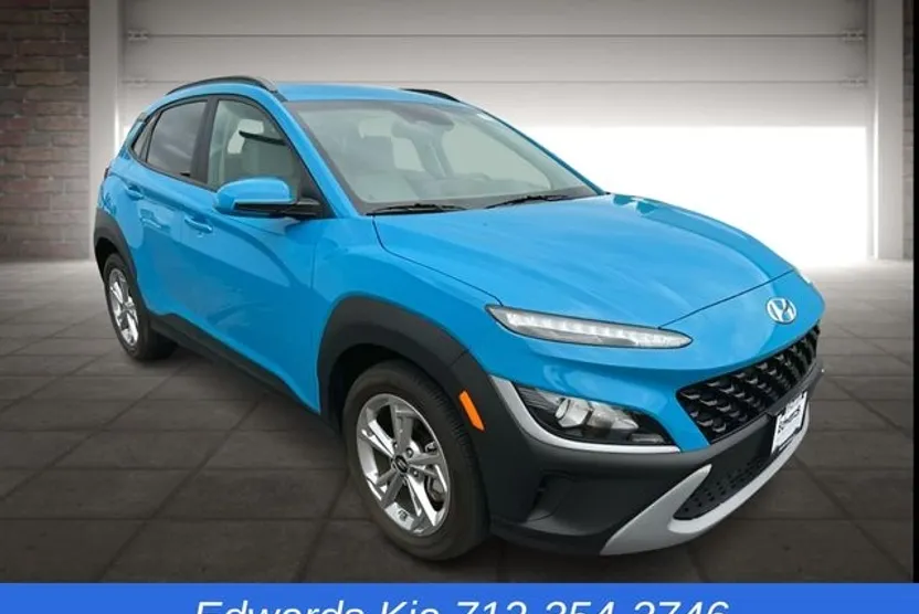 2023 Hyundai Kona SEL photo 1