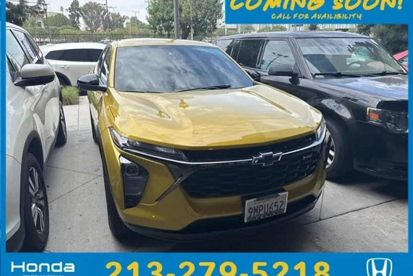 2024 Chevrolet Trax photo 1
