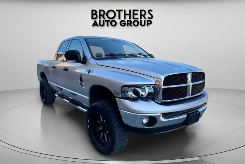 2004 Dodge Ram Laramie photo 1