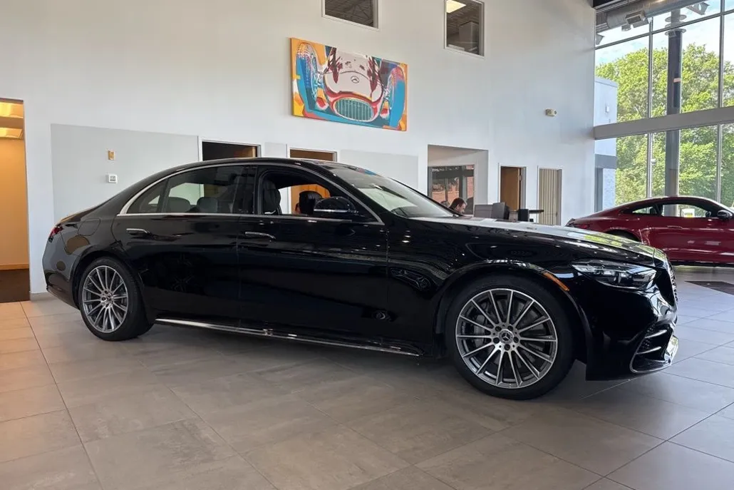 2025 Mercedes Benz S 450 580 4MATIC photo 1