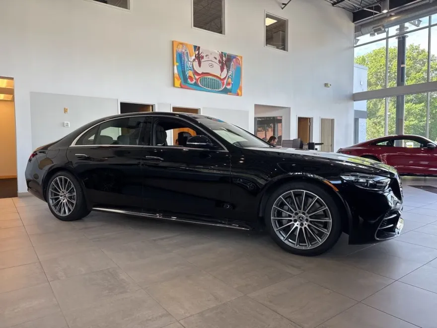 2025 Mercedes Benz S 450 580 4MATIC photo 1