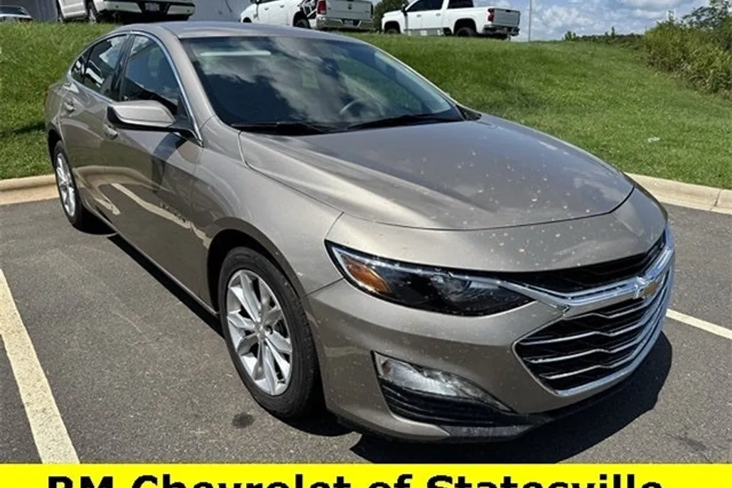 2023 Chevrolet Malibu 1LT photo 1