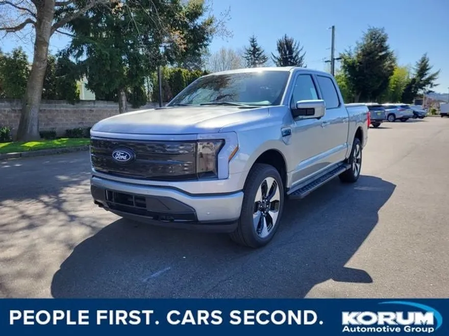 2024 Ford F-150 Platinum photo 1