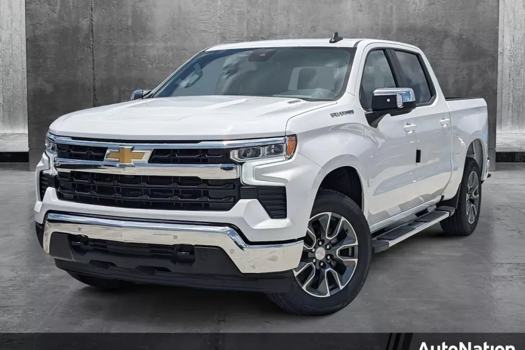 2025 Chevrolet Silverado 1500 LT photo 1