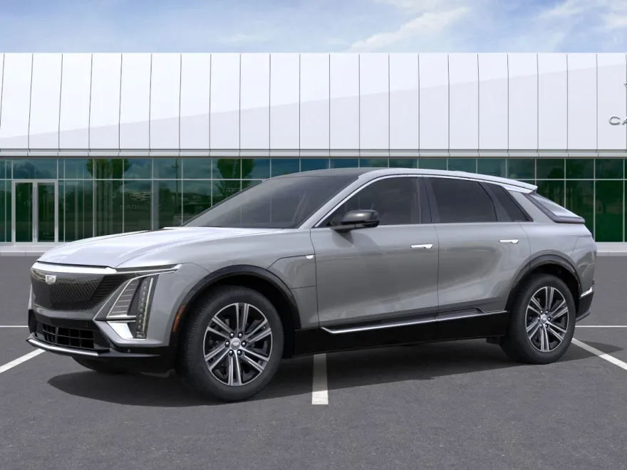 2025 Cadillac Lyriq Luxury photo 1