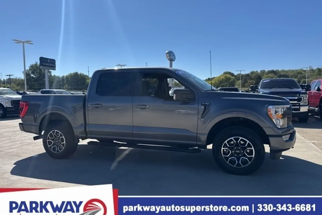 2023 Ford F-150 XLT photo 1
