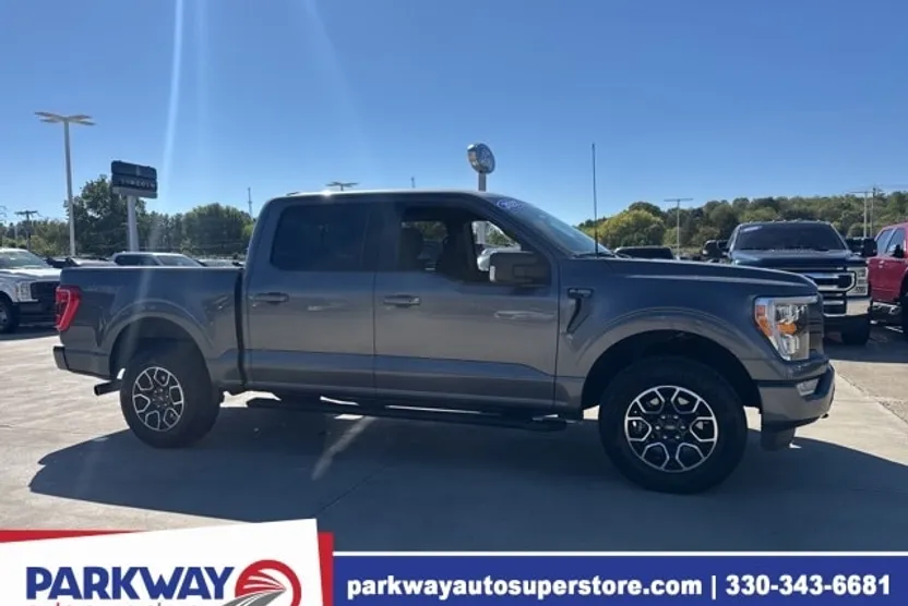 2023 Ford F-150 XLT photo 1