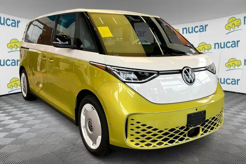 2025 Volkswagen ID. Buzz photo 1