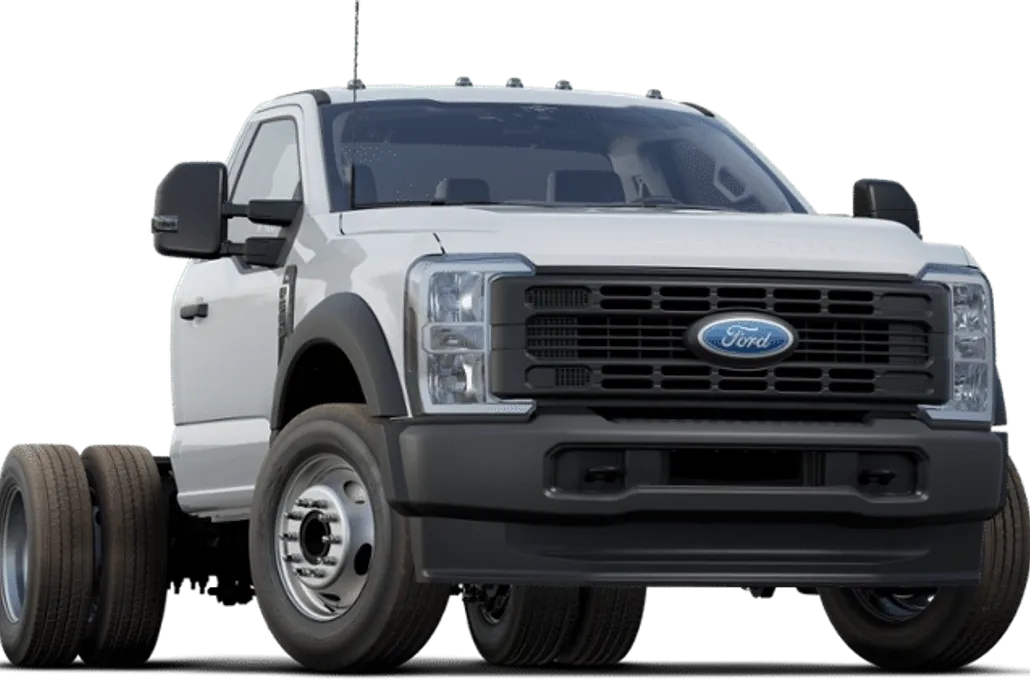 2023 Ford F-600 photo 1