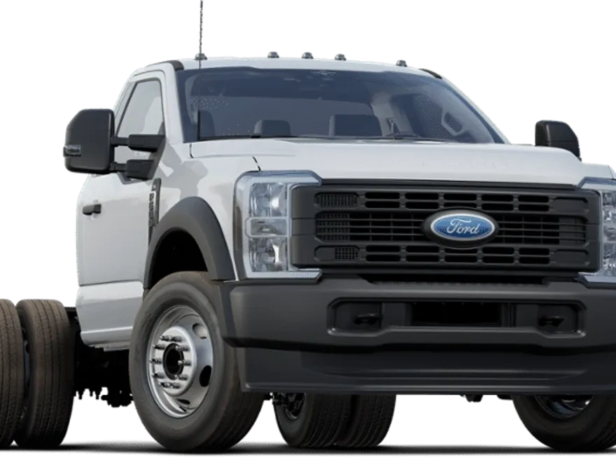 2023 Ford F-600 photo 1