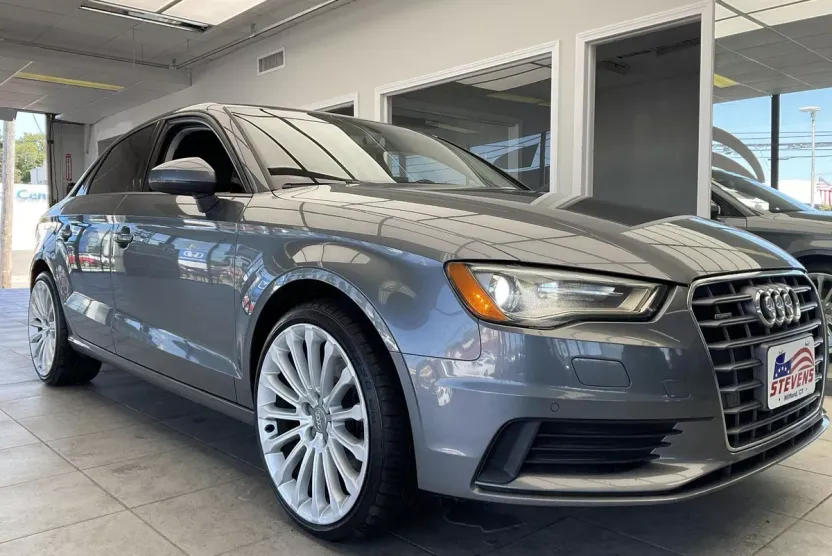 2016 Audi A3 2.0T Premium photo 1