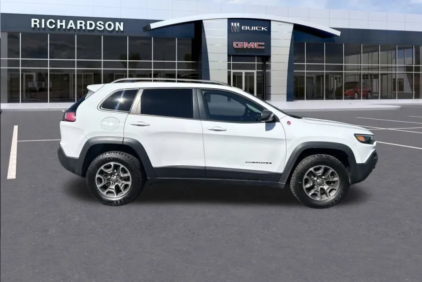 2020 Jeep Cherokee Trailhawk photo 1