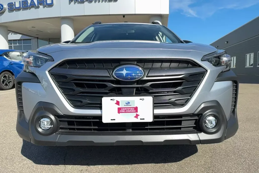2025 Subaru Outback Premium photo 1