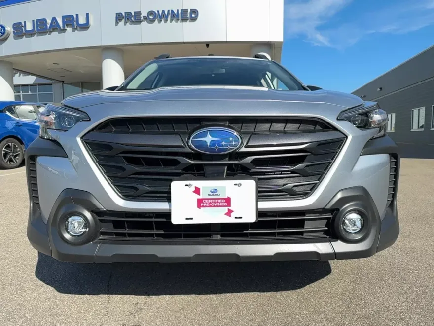 2025 Subaru Outback Premium photo 1