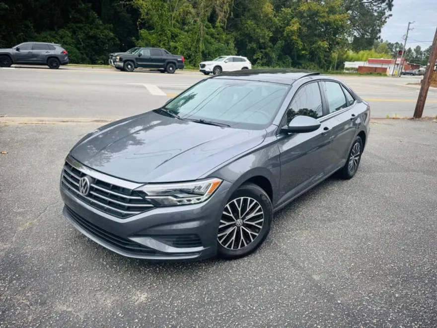 2019 Volkswagen Jetta SE R-Line photo 1