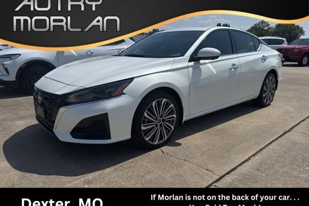 2024 Nissan Altima 2.5 SL photo 1
