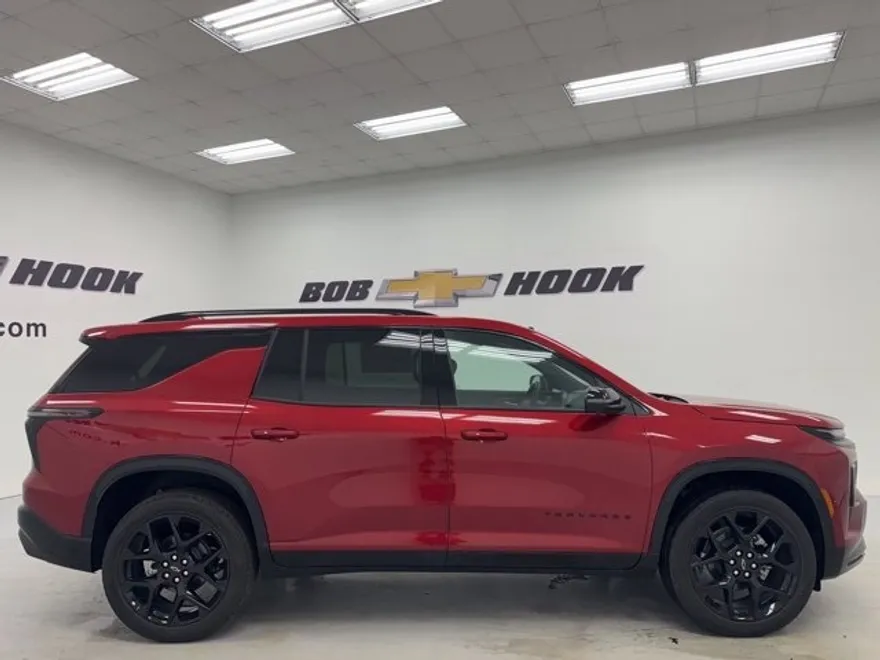 2026 Chevrolet Traverse RS photo 1