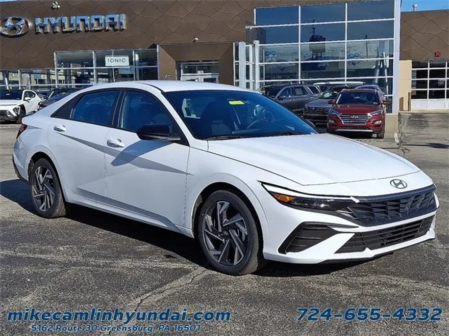 2025 Hyundai Elantra SEL Sport photo 1