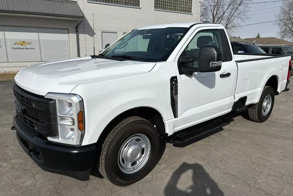 2024 Ford F-250 XL photo 1