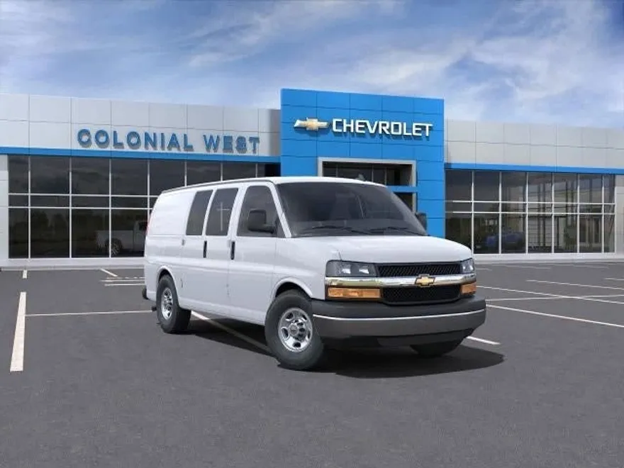 2025 Chevrolet Express Cargo 2500 Base photo 1