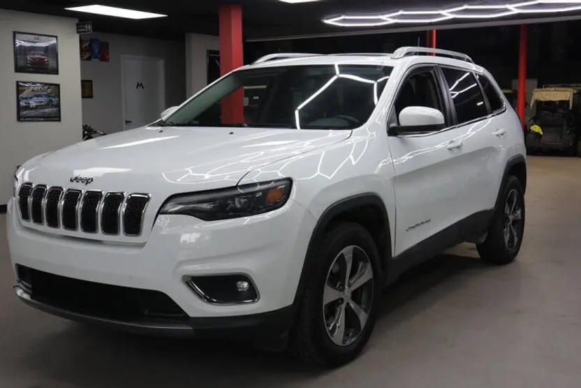 2019 Jeep Cherokee Limited photo 1