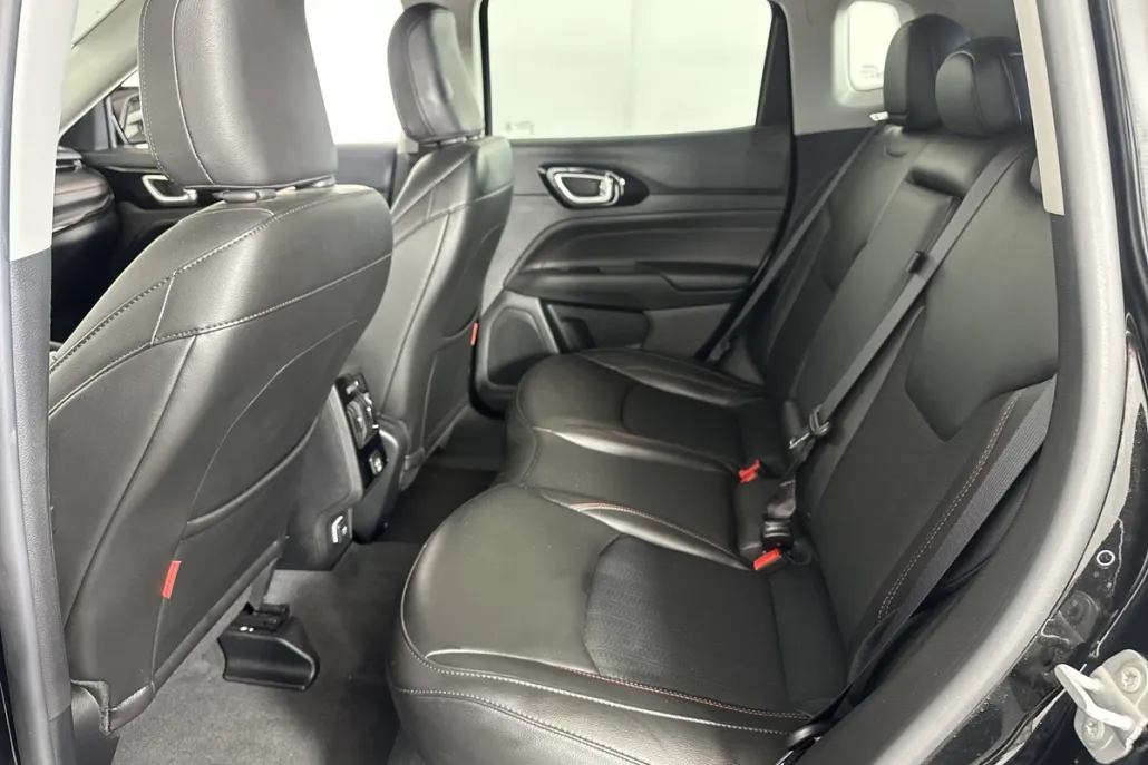 2022 Jeep Compass Trailhawk photo 1