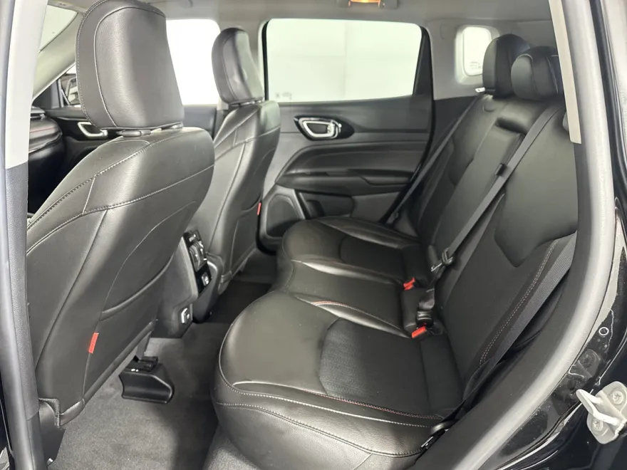2022 Jeep Compass Trailhawk photo 1