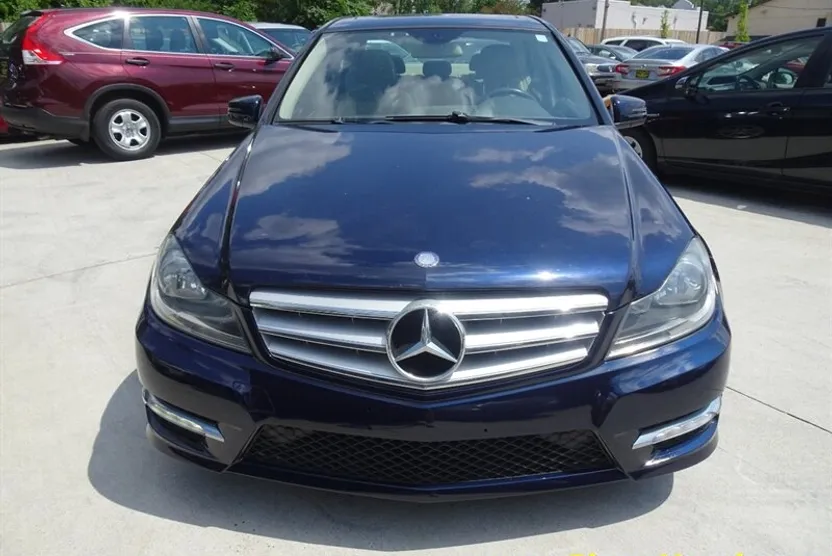 2012 Mercedes Benz C 300 Luxury 4MATIC photo 1