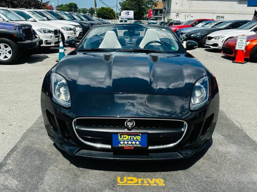 2014 Jaguar F-TYPE photo 1