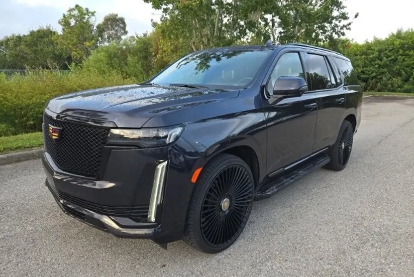 2023 Cadillac Escalade Sport Platinum photo 1