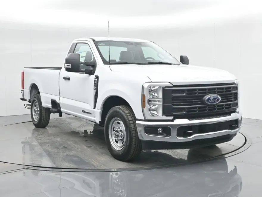 2025 Ford F-250 photo 1