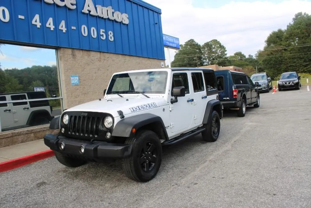 2017 Jeep Wrangler Unlimited Big Bear photo 1