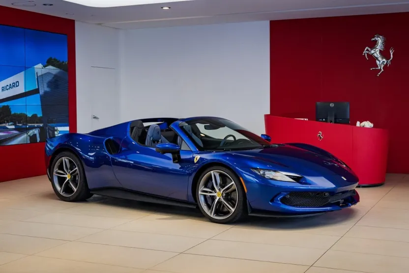 2025 Ferrari 296 GTS Base photo 1