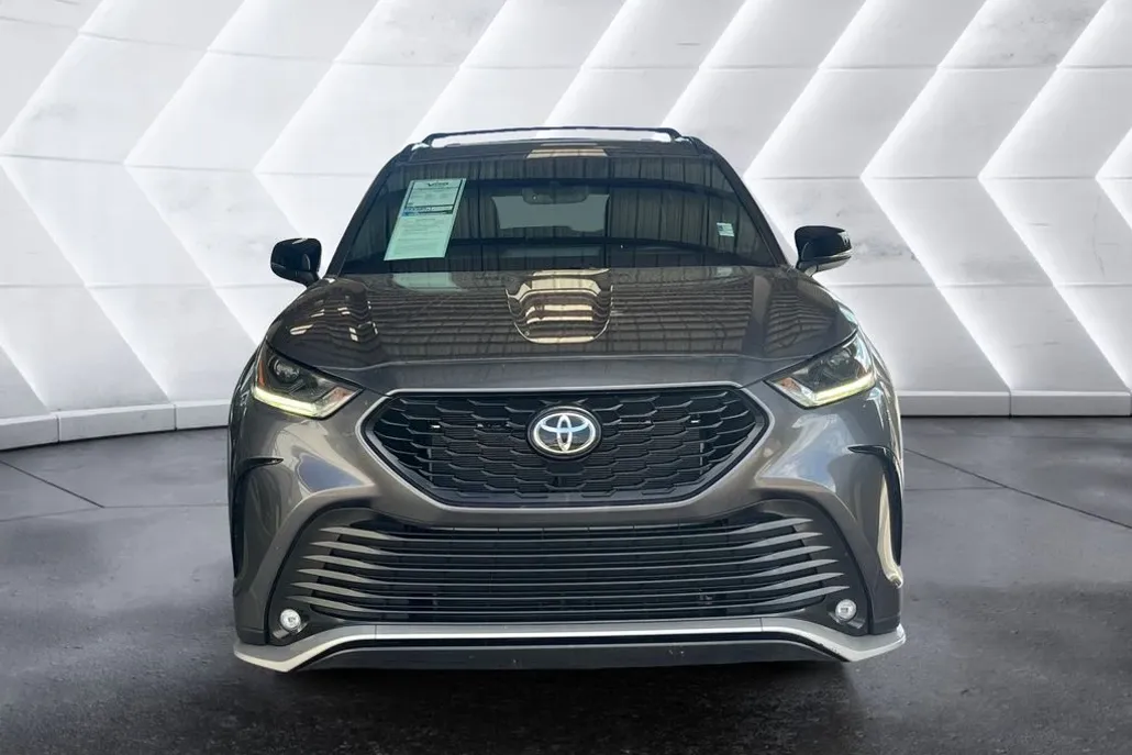 2023 Toyota Highlander XSE photo 1