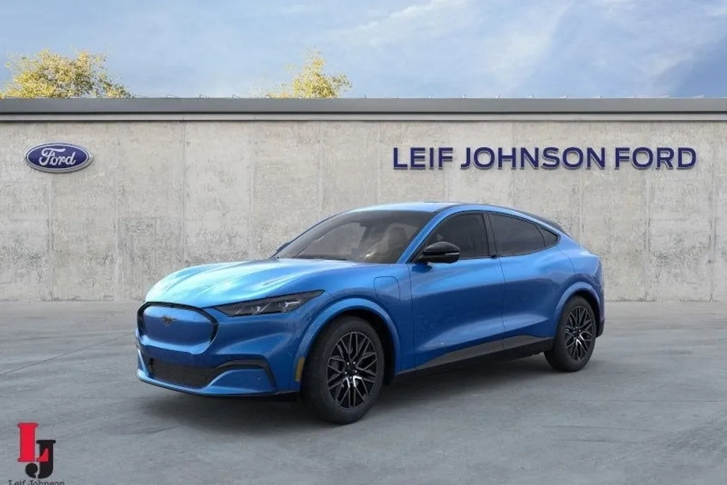 2025 Ford Mustang Mach-E Premium photo 1
