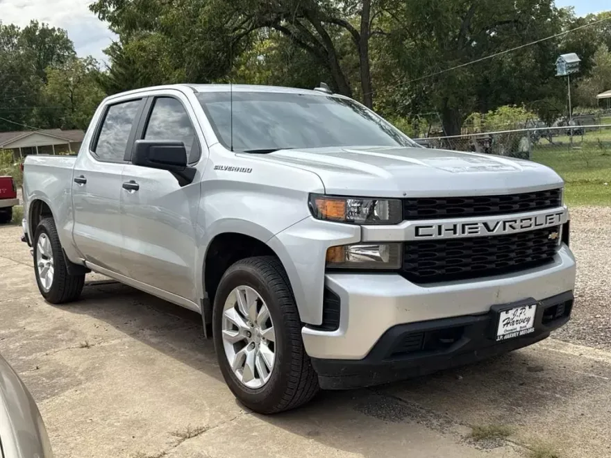 2019 Chevrolet Silverado 1500 Custom photo 1