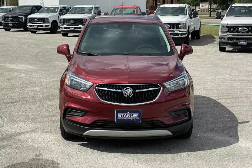 2022 Buick Encore Preferred photo 1