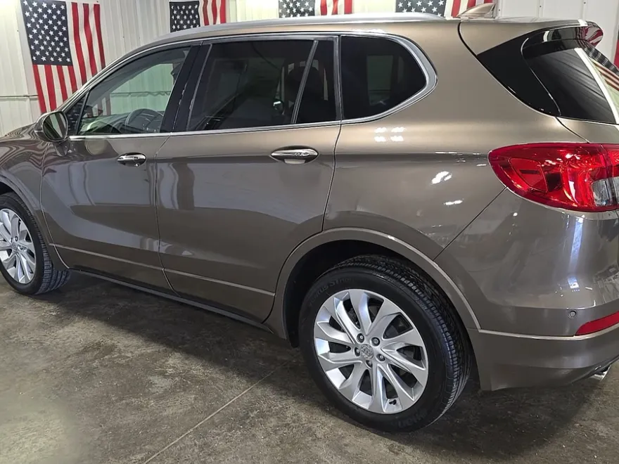 2017 Buick Envision Premium photo 1