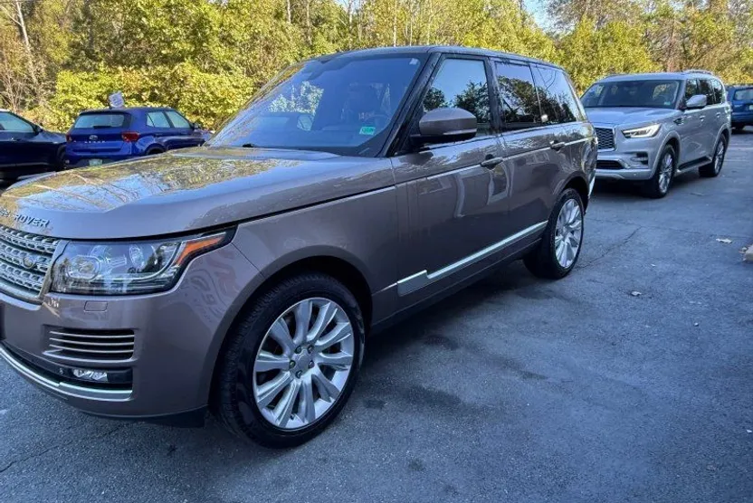 2015 Land Rover Range Rover SuperCharged photo 1