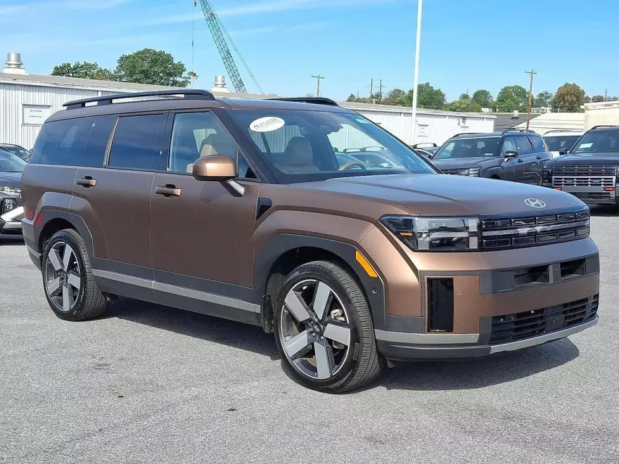 2025 Hyundai Santa Fe Limited photo 1