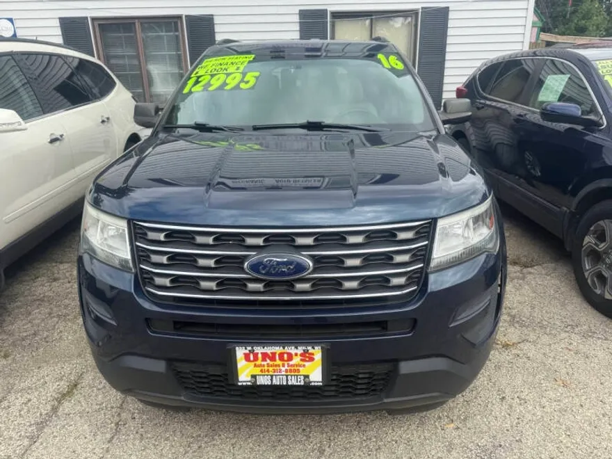 2016 Ford Explorer Base photo 1