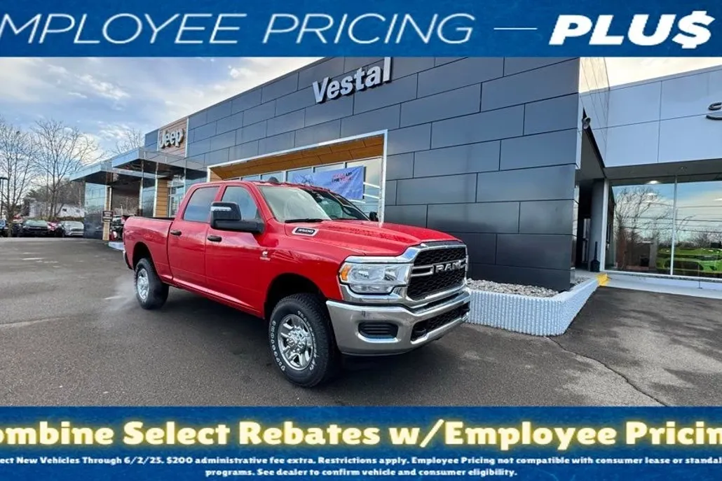 2024 Ram 3500 Tradesman photo 1