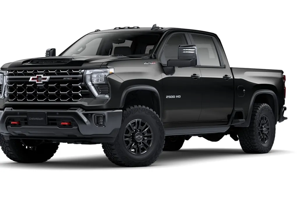 2025 Chevrolet Silverado 2500HD ZR2 photo 1