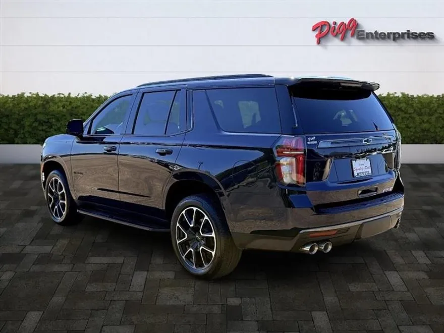 2022 Chevrolet Tahoe RST photo 1
