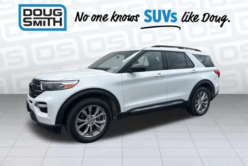 2020 Ford Explorer XLT photo 1