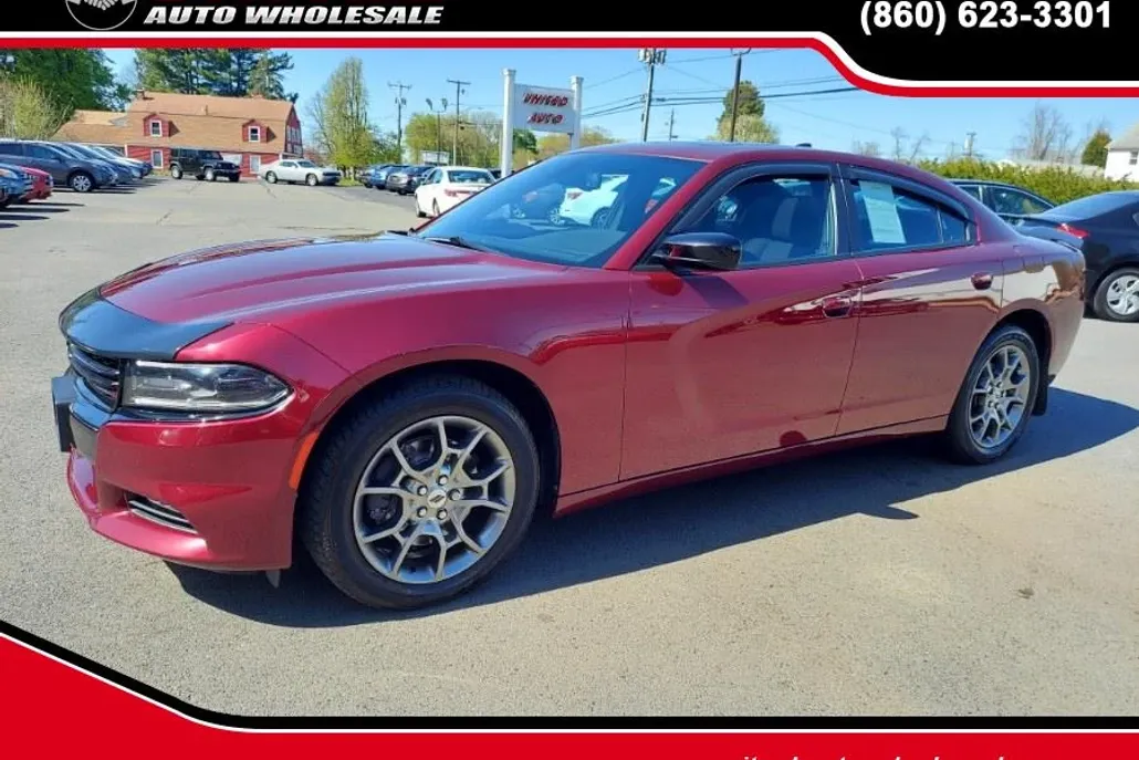 2017 Dodge Charger SXT AWD photo 1