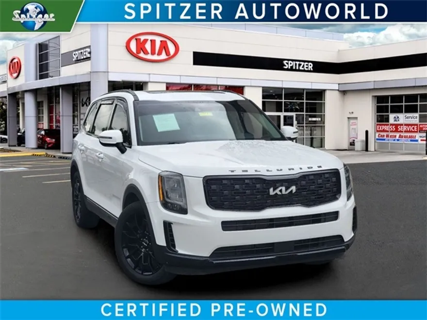 2022 Kia Telluride EX photo 1