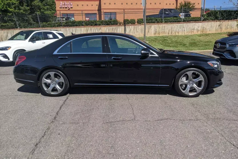 2015 Mercedes Benz S 550 photo 1