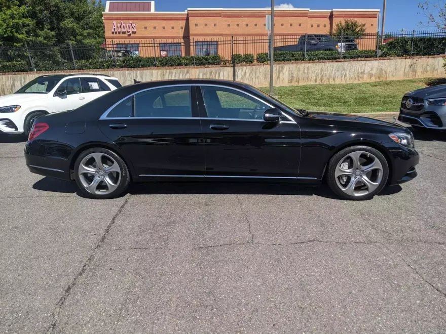 2015 Mercedes Benz S 550 photo 1