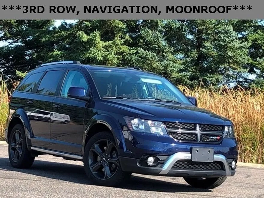 2020 Dodge Journey Crossroad photo 1